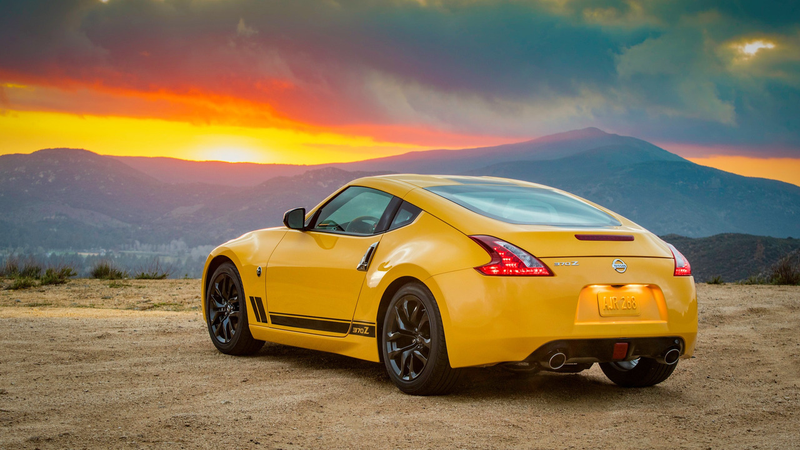 Illustration for article titled The 2018 Nissan 370Z Heritage Edition Is A Reminder That Nissan Still Doesn’t Give A Shit About Affordable Sports Cars